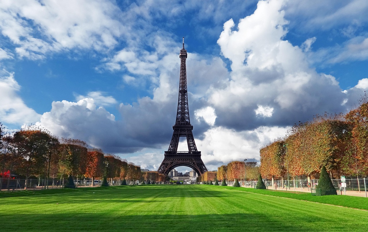 Eiffel Tower, Paris
richest countries in the world
