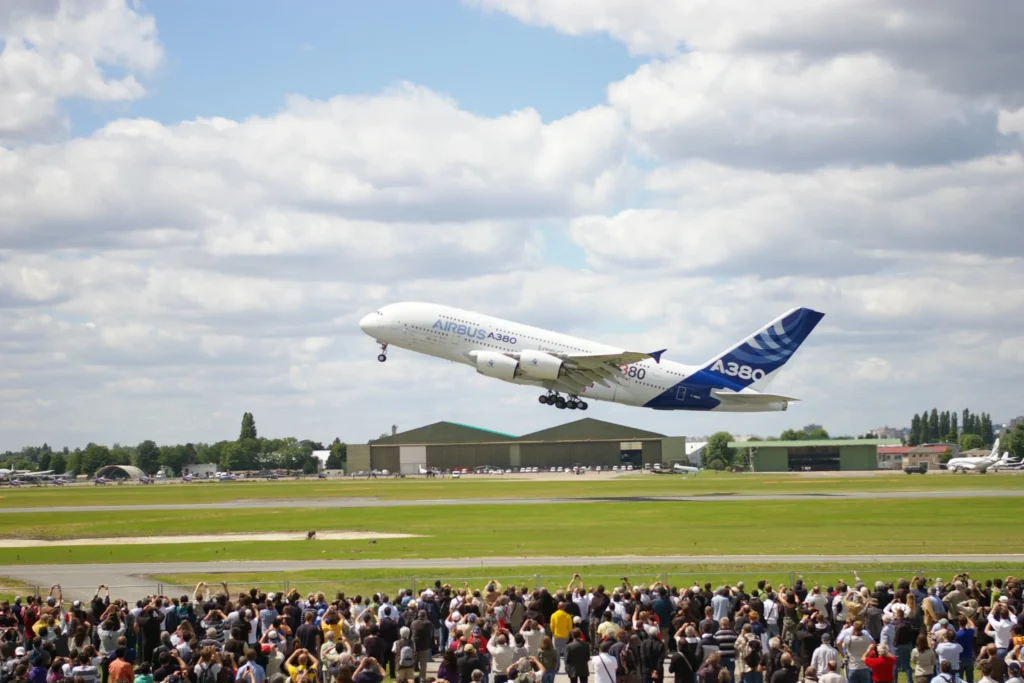 A380-Paris Air Show- 2011 | Take off