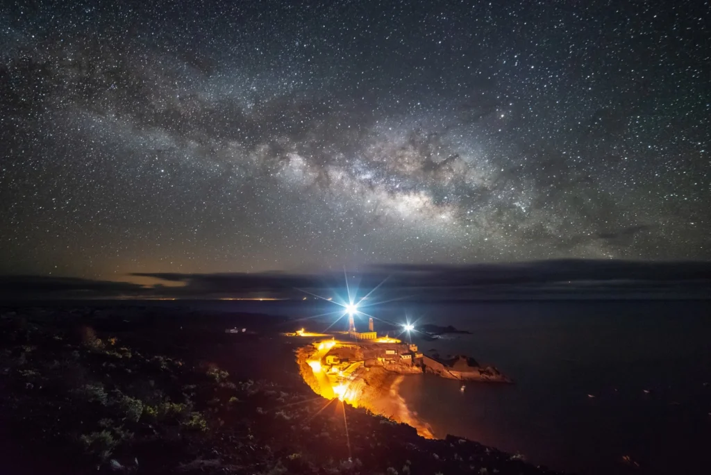 Stargazing In La Palma- Canary Islands
Photo: Wikimedia Commons