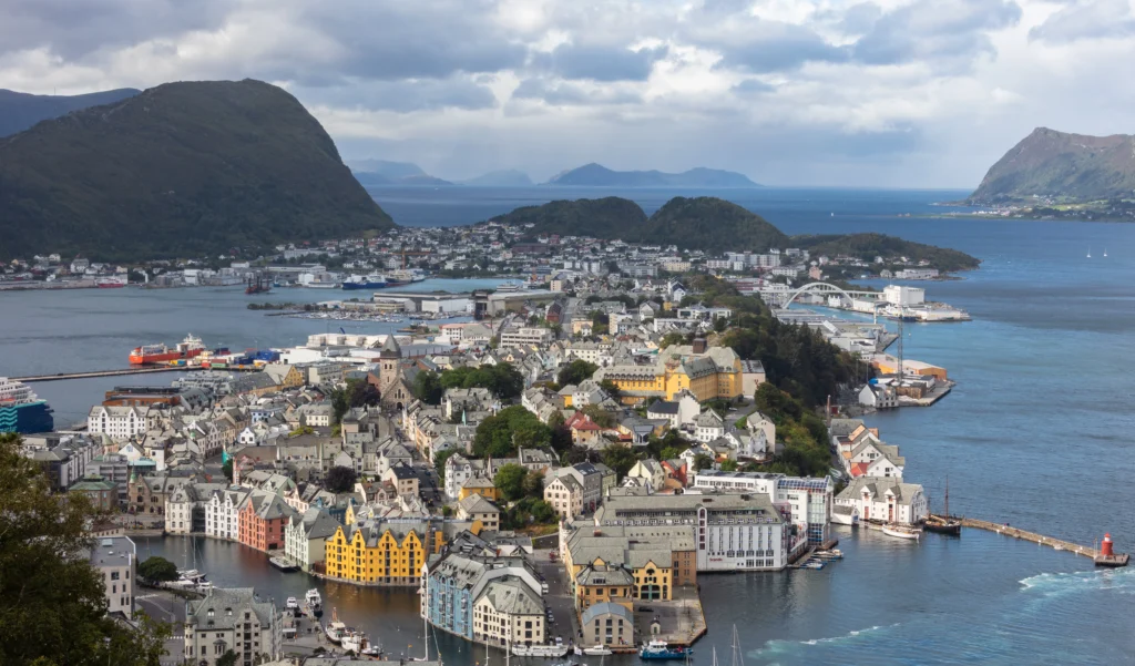 Alesund, Norway
Northern Lights Tour