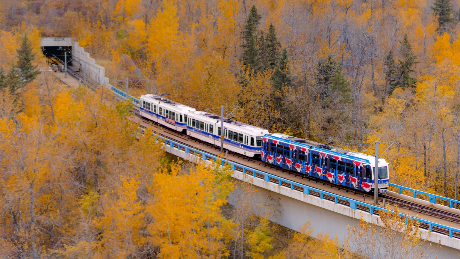 CANADA RAIL