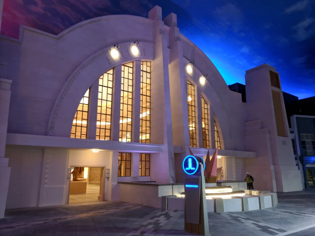 Entrance for Warner bros