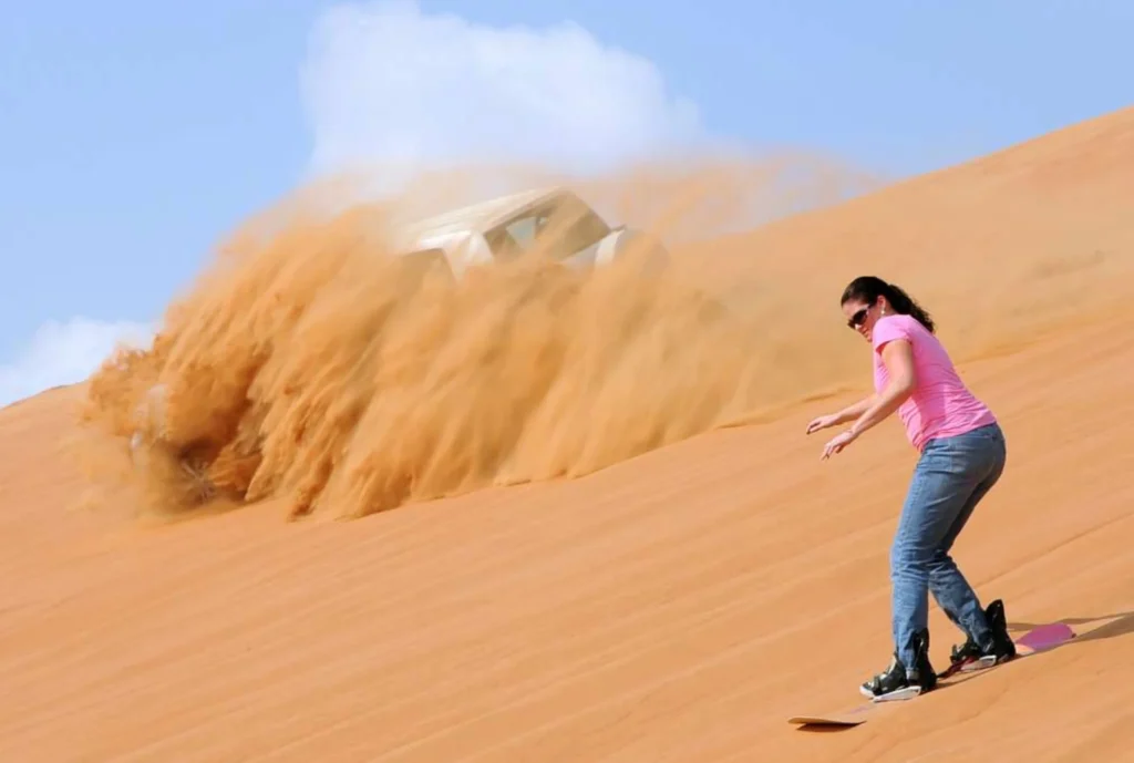 sandboarding in dubai desert