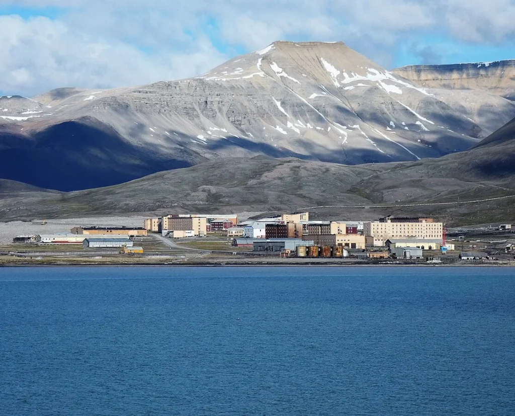 Pyramiden Svalbard- Abandoned places
