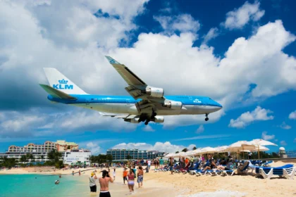 KLM Plane over Maho Beach