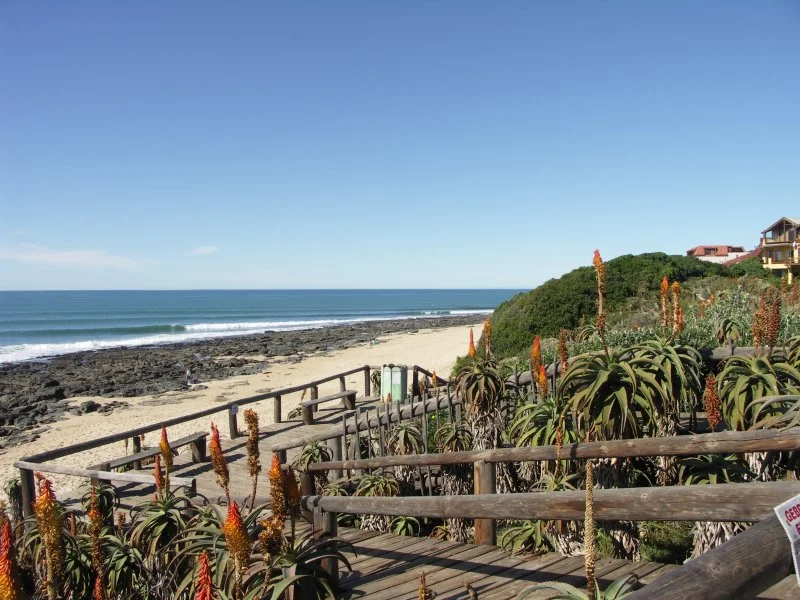 Jeffreys Bay, South Africa- surf season calendar