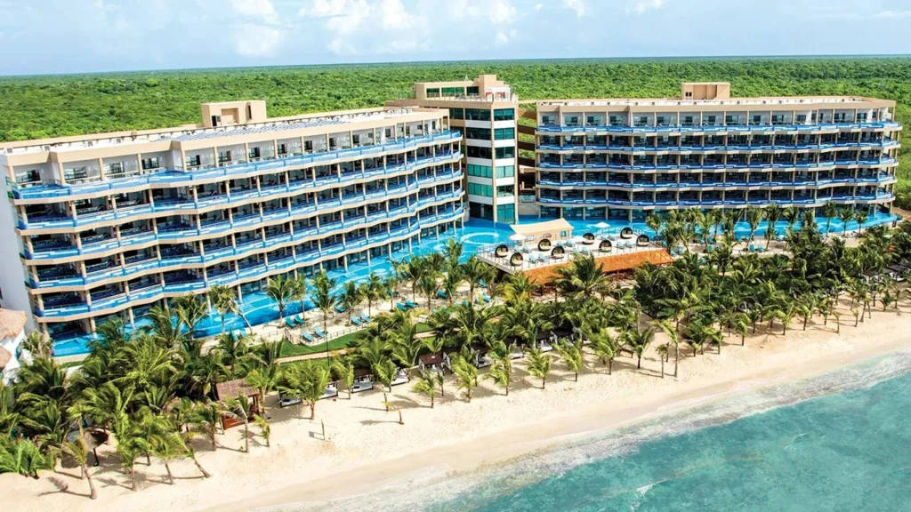 TUI BLUE El Dorado Seaside Suites resort